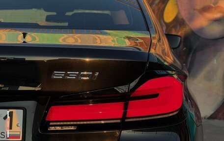 BMW 5 серия, 2017 год, 3 000 000 рублей, 21 фотография