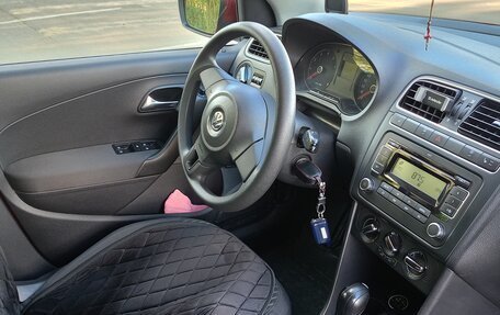 Volkswagen Polo VI (EU Market), 2012 год, 850 000 рублей, 4 фотография