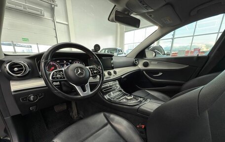 Mercedes-Benz E-Класс, 2018 год, 2 450 000 рублей, 13 фотография