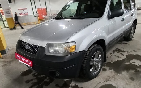Ford Escape II, 2004 год, 400 000 рублей, 2 фотография
