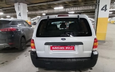 Ford Escape II, 2004 год, 400 000 рублей, 13 фотография