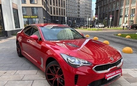 KIA Stinger I, 2018 год, 2 350 000 рублей, 8 фотография