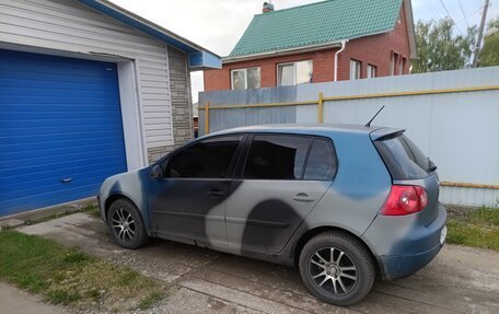 Volkswagen Golf V, 2006 год, 185 000 рублей, 2 фотография