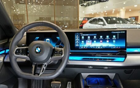 BMW 5 серия, 2024 год, 8 400 000 рублей, 15 фотография