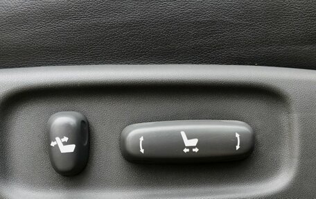 Toyota Land Cruiser 200, 2008 год, 2 649 000 рублей, 30 фотография