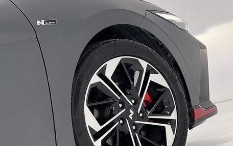 Hyundai Elantra, 2023 год, 1 920 000 рублей, 9 фотография