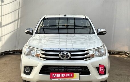 Toyota Hilux VIII, 2016 год, 2 999 000 рублей, 8 фотография