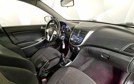 Hyundai Solaris II рестайлинг, 2011 год, 397 000 рублей, 12 фотография