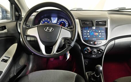 Hyundai Solaris II рестайлинг, 2011 год, 397 000 рублей, 19 фотография