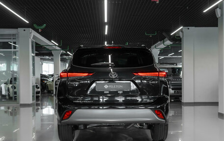 Toyota Highlander, 2026 год, 5 900 000 рублей, 6 фотография