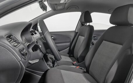 Volkswagen Polo VI (EU Market), 2012 год, 639 000 рублей, 13 фотография