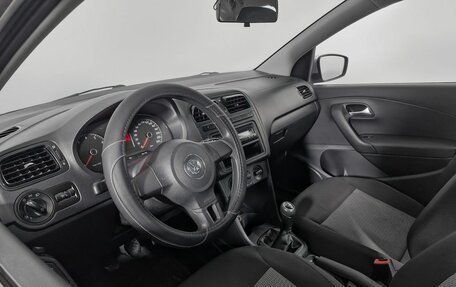 Volkswagen Polo VI (EU Market), 2012 год, 639 000 рублей, 14 фотография