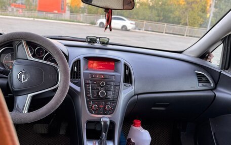 Opel Astra J, 2012 год, 550 000 рублей, 9 фотография