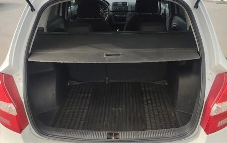 Skoda Fabia II, 2012 год, 390 000 рублей, 7 фотография