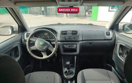 Skoda Fabia II, 2012 год, 390 000 рублей, 10 фотография