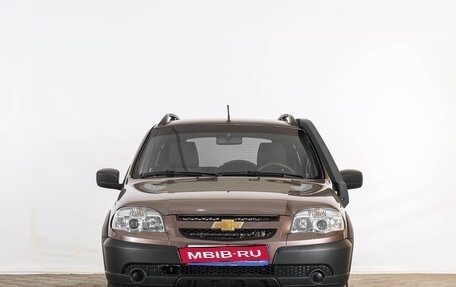 Chevrolet Niva I рестайлинг, 2017 год, 849 000 рублей, 2 фотография