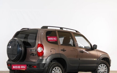 Chevrolet Niva I рестайлинг, 2017 год, 849 000 рублей, 7 фотография