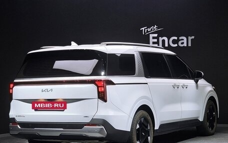 KIA Carnival, 2024 год, 4 777 000 рублей, 2 фотография