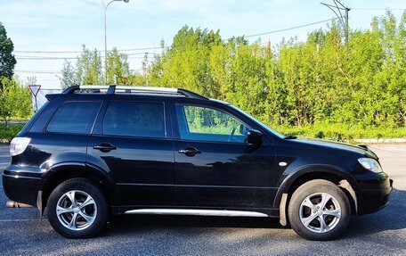 Mitsubishi Outlander III рестайлинг 3, 2007 год, 800 000 рублей, 3 фотография