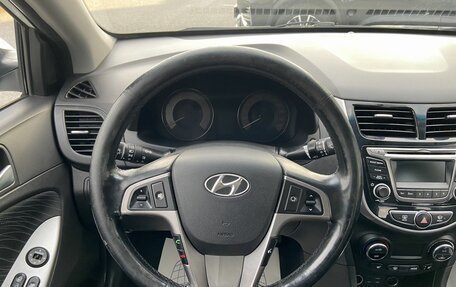 Hyundai Solaris II рестайлинг, 2015 год, 828 000 рублей, 15 фотография