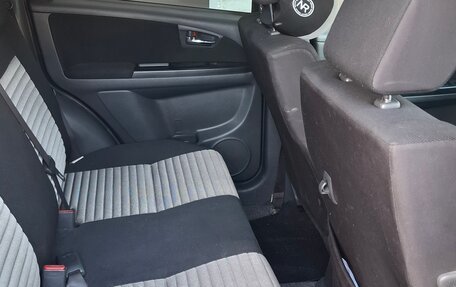 Suzuki SX4 II рестайлинг, 2010 год, 799 900 рублей, 12 фотография