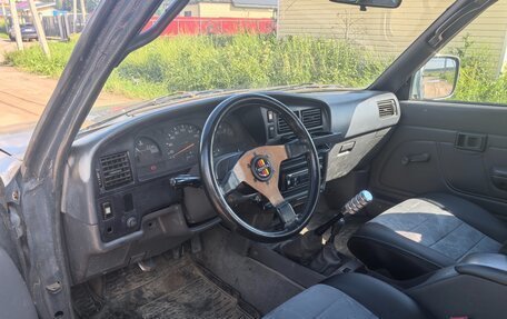 Toyota Hilux VI, 1995 год, 742 000 рублей, 10 фотография