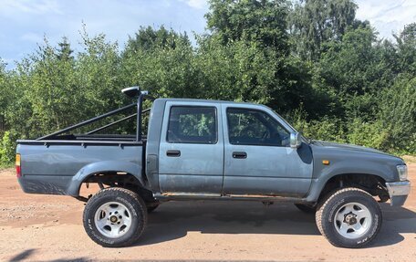Toyota Hilux VI, 1995 год, 742 000 рублей, 13 фотография