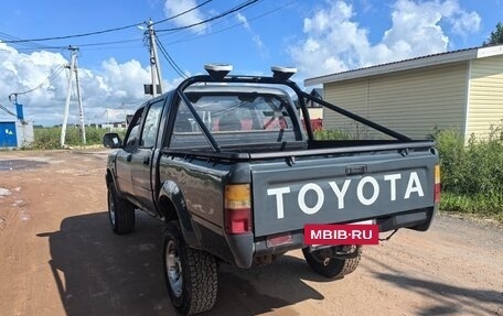 Toyota Hilux VI, 1995 год, 742 000 рублей, 16 фотография