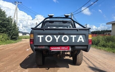 Toyota Hilux VI, 1995 год, 742 000 рублей, 15 фотография