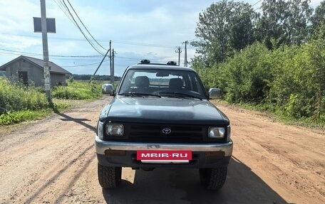 Toyota Hilux VI, 1995 год, 742 000 рублей, 11 фотография