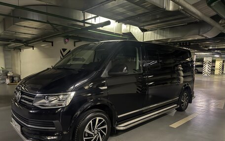 Volkswagen Caravelle T6 рестайлинг, 2019 год, 5 600 000 рублей, 2 фотография