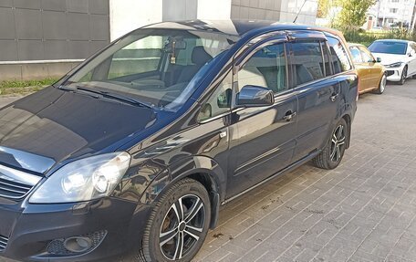 Opel Zafira B, 2010 год, 650 000 рублей, 1 фотография