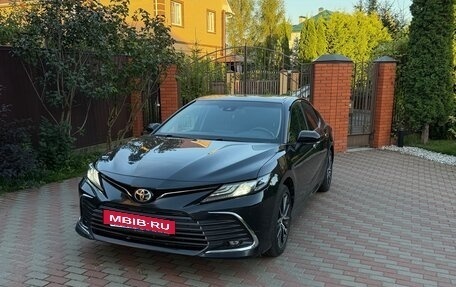 Toyota Camry, 2023 год, 3 550 000 рублей, 6 фотография