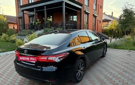 Toyota Camry, 2023 год, 3 550 000 рублей, 3 фотография