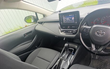 Toyota Corolla, 2022 год, 1 630 000 рублей, 5 фотография