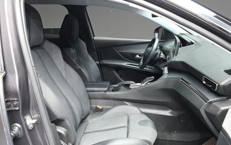 Peugeot 3008 II, 2022 год, 1 390 000 рублей, 7 фотография
