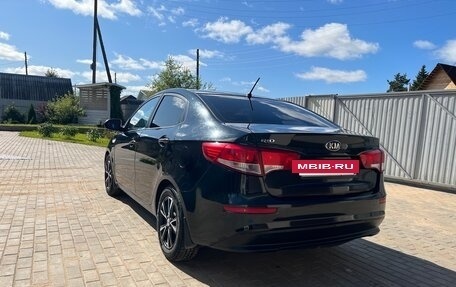 KIA Rio III рестайлинг, 2015 год, 820 000 рублей, 3 фотография
