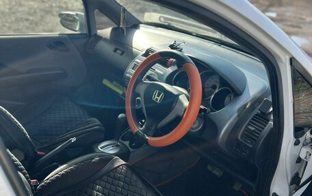 Honda Fit III, 2006 год, 380 000 рублей, 7 фотография