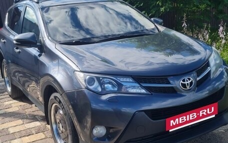 Toyota RAV4, 2013 год, 1 350 000 рублей, 2 фотография