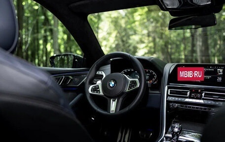 BMW 8 серия, 2021 год, 10 000 000 рублей, 8 фотография