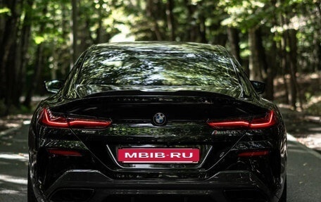 BMW 8 серия, 2021 год, 10 000 000 рублей, 2 фотография