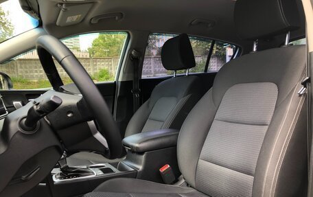 KIA Sportage IV рестайлинг, 2021 год, 2 395 000 рублей, 10 фотография