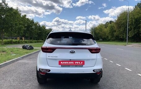 KIA Sportage IV рестайлинг, 2021 год, 2 395 000 рублей, 4 фотография
