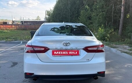 Toyota Camry, 2019 год, 3 100 000 рублей, 6 фотография