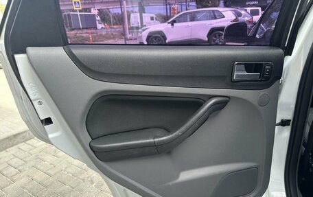 Ford Focus II рестайлинг, 2010 год, 690 000 рублей, 16 фотография