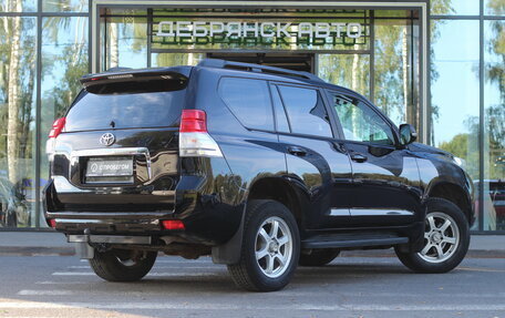 Toyota Land Cruiser Prado 150 рестайлинг 2, 2011 год, 2 995 000 рублей, 3 фотография