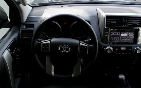 Toyota Land Cruiser Prado 150 рестайлинг 2, 2011 год, 2 995 000 рублей, 7 фотография