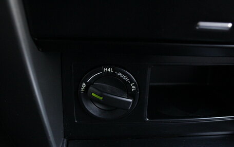 Toyota Land Cruiser Prado 150 рестайлинг 2, 2011 год, 2 995 000 рублей, 17 фотография