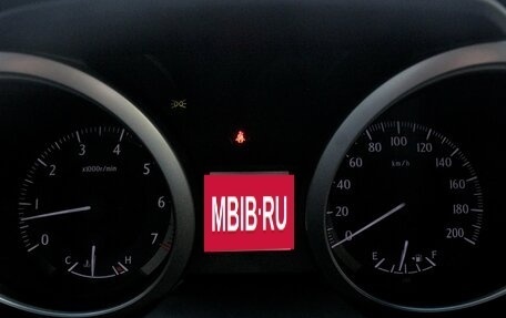 Toyota Land Cruiser Prado 150 рестайлинг 2, 2011 год, 2 995 000 рублей, 9 фотография