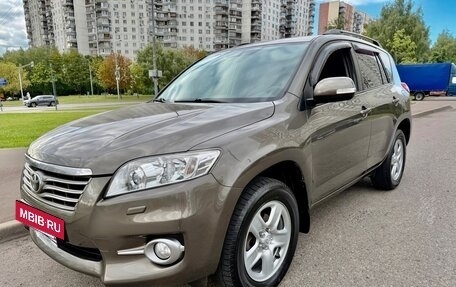 Toyota RAV4, 2011 год, 1 595 000 рублей, 2 фотография